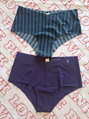 VS Panties bundle (L) NWT